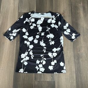 Ann Taylor floral top blouse size XS